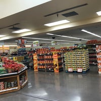 lackland afb commissary hours