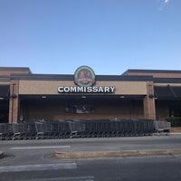 lackland afb commissary hours