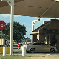 lackland afb valley high gate