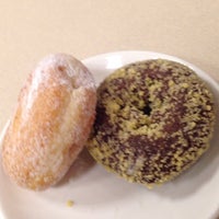 Photo taken at Mister Donut by のむげ on 11/18/2014
