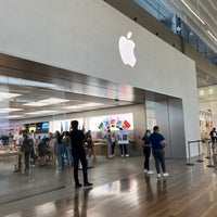 Photo taken at Apple Cap3000 by Yuli L. on 9/18/2022