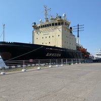 Photo taken at Морской-речной вокзал by Kazim on 6/8/2019