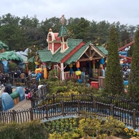 Photo taken at Toontown by Jun T. on 3/13/2015