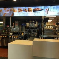 Photo taken at McDonald&amp;#39;s by 4⃣Leonidas™ on 1/22/2020