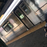 Photo taken at MTA Subway - Parkchester (6) by 4⃣Leonidas™ on 6/13/2022