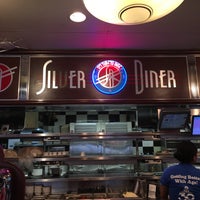 Photo taken at Silver Diner by 4⃣Leonidas™ on 8/16/2019