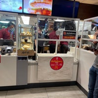 Photo taken at McDonald&amp;#39;s by 4⃣Leonidas™ on 6/25/2022