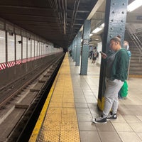 Photo taken at MTA Subway - 125th St (4/5/6) by 4⃣Leonidas™ on 6/19/2022