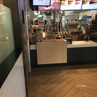Photo taken at McDonald&amp;#39;s by 4⃣Leonidas™ on 5/16/2019