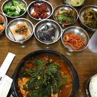 6/13/2017 tarihinde Aungziyaretçi tarafından Yen Ching Restaurant'de çekilen fotoğraf