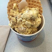 9/24/2016에 Matt B.님이 Sub Zero Nitrogen Ice Cream에서 찍은 사진