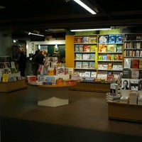 Photo taken at Casa del Libro by Danilo T. on 11/3/2012