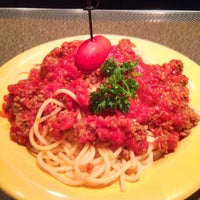 Das Foto wurde bei Pomodoro Italian Restaurant von Julie F. am 11/22/2013 aufgenommen