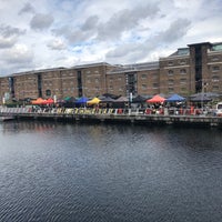 Photo taken at KERB West India Quay by Lwelu _. on 8/10/2018