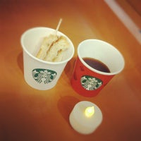 Photo taken at Starbucks by YUMI_000 on 10/31/2012