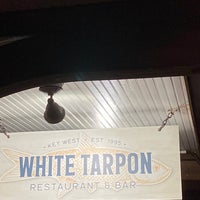Foto tirada no(a) White Tarpon por Cathy L. em 11/20/2021