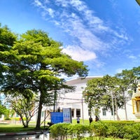Photo taken at King Mongkut&amp;#39;s Institute of Technology Ladkrabang (KMITL) by AyaLoveujang🎀🎀 on 8/19/2022