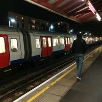 Parsons Green London Underground Station - Metro Station in London