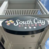 รูปภาพถ่ายที่ South City Kitchen โดย Natashia C. เมื่อ 5/21/2023