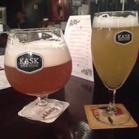 Снимок сделан в Kask Beer Cafe пользователем Sveta M. 4/8/2016