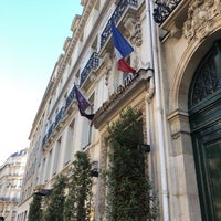 Photo taken at InterContinental Paris - Champs-Elysées Etoile by William S. on 9/1/2018