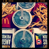 Photo taken at McDonald&amp;#39;s by Fer on 4/3/2013