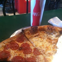10/15/2012にChris L.がMarco&amp;#39;s Pizzaで撮った写真