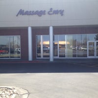 Foto diambil di Massage Envy - Southwest Plaza oleh Andrew H. pada 3/29/2014