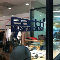 Photo taken at earth music &amp;amp; echology 聖蹟桜ヶ丘SC B館 4F by sassy802 ⁽. on 9/30/2012