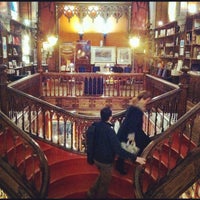 Das Foto wurde bei Livraria Lello von José Manuel F. am 12/6/2012 aufgenommen