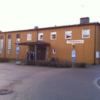 Photo taken at Malmin työväentalo by Hannu K. on 11/24/2012