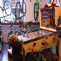 Photo taken at Golden Saddle Cyclery by Mackay on 12/29/2012