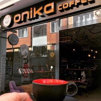 10/7/2018 tarihinde Cengizziyaretçi tarafından Onika Coffee'de çekilen fotoğraf