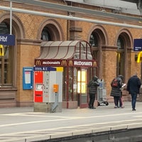 Photo taken at Bonn Hauptbahnhof by Orynka on 3/8/2023