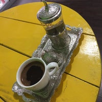 Foto diambil di Kahve Molası oleh Saaaa pada 10/25/2015