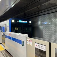 Photo taken at Mita Line Jimbocho Station (I10) by Yusuke Y. on 7/24/2022
