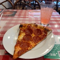 Photo taken at Rocco&amp;#39;s New York Style Pizza by Yusuke Y. on 1/27/2023