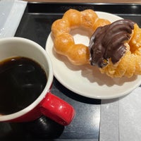 Photo taken at Mister Donut by avcds on 10/30/2022