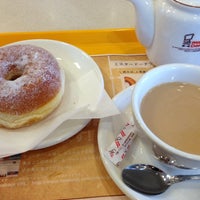 Photo taken at Mister Donut by Kimi M. on 12/16/2012