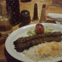 Foto diambil di Fanoos Persian Cuisine oleh Fawaz A. pada 8/11/2014
