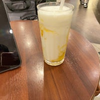 Photo taken at Doutor Coffee Shop by miso on 6/28/2022