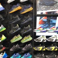 foot locker milano duomo scarpe