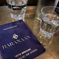 12/22/2022 tarihinde Pavel K.ziyaretçi tarafından Baranaan Street food &amp;amp; Cocktail Bar'de çekilen fotoğraf