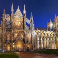 Foto diambil di Westminster Abbey oleh J.J pada 5/7/2013