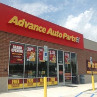 Photo taken at Advance Auto Parts by S. G. on 8/3/2013