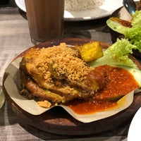 Dapur Penyet Sunway Carnival Restaurant Photo Taken At Dapur Penyet Sunway Carnival By Cahaya L On 3 23