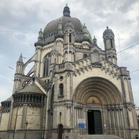 Photo taken at Koninklijk St-Mariakerk / Eglise Royale St-Marie by Lailanie G. on 7/24/2021