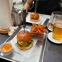Photo taken at The Craft: Food &amp;amp; Beers by Nicola T. on 8/6/2021