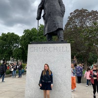 Photo taken at Winston Churchill Statue by Selin on 5/30/2022