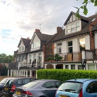 Photo taken at Winchmore Hill by Selin on 6/5/2022